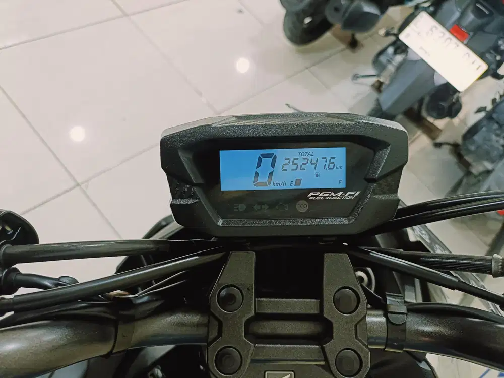 Plat W HONDA BEAT STREET ESP CBS SPORTY FI ECO 2021 PMK 2022