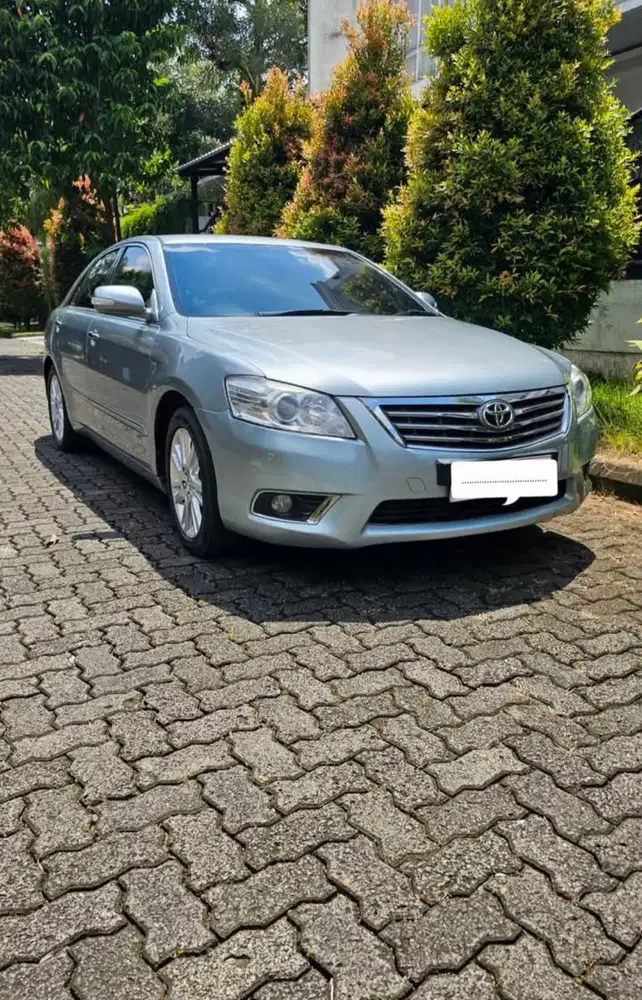 Toyota Camry 2011 V AT Bensin