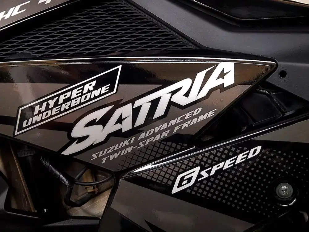 MURAH Suzuki satria FU FI Kondisi ISTIMEWA bs Tt barang apa saja