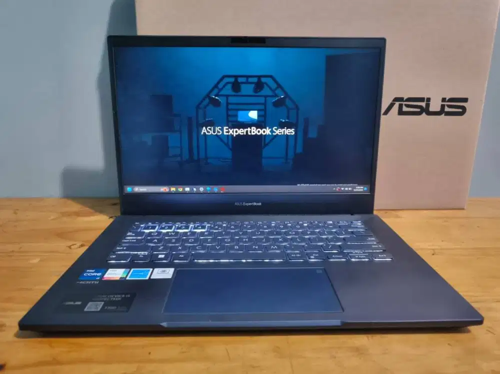 Asus ExpertBook B5402CBA i7-1260P 16/512GB Intel Iris Xe FHD Garansi