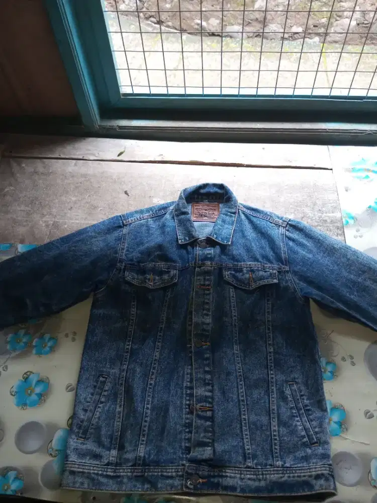 levis santerius and co original asli