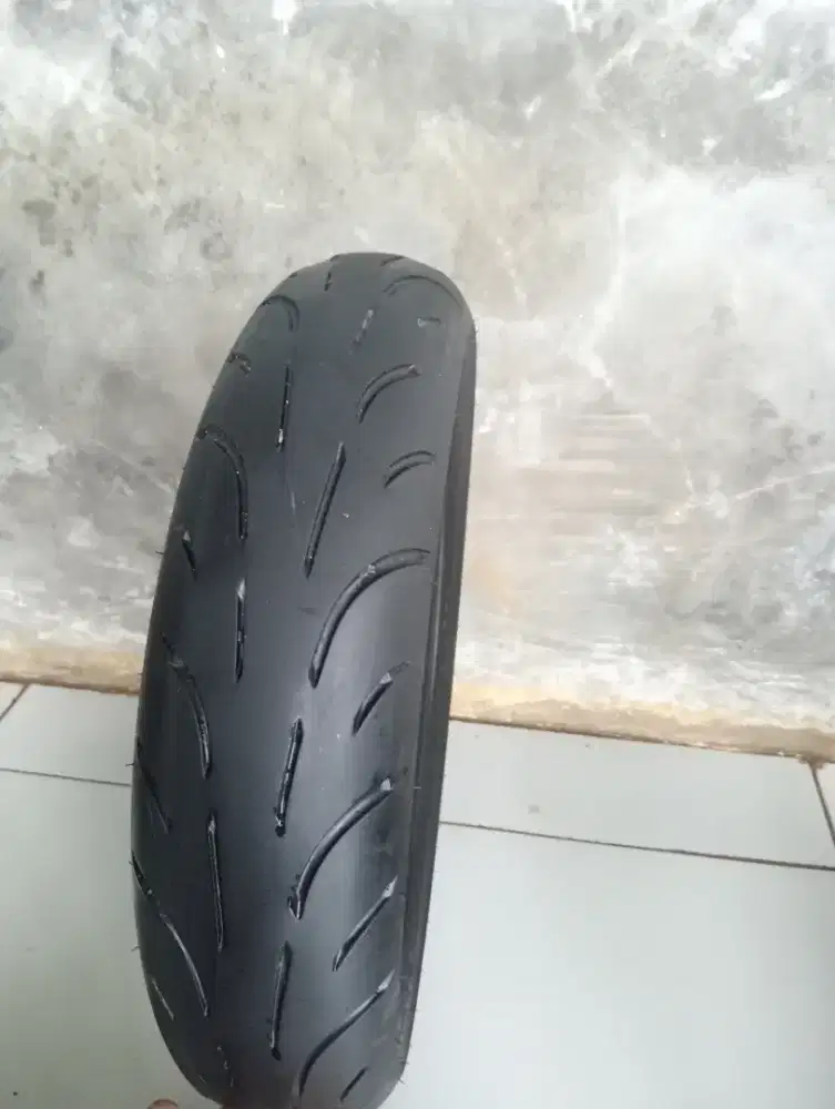 Ban metic ukuran 110/80-14 merk presa tubles