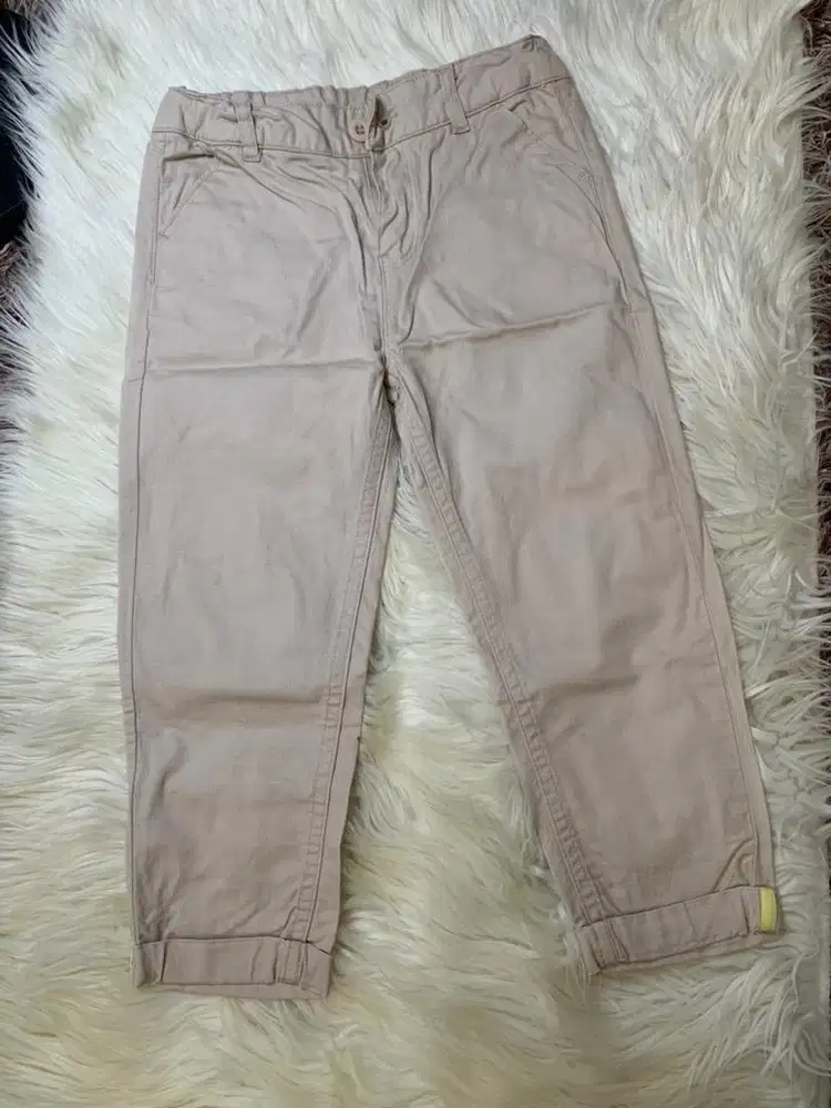 Celana anak brand Juniors Muat usia 2–3 tahun Warna khaki