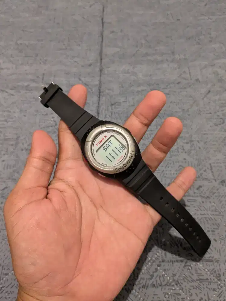 Jam tangan timex radio controlled original