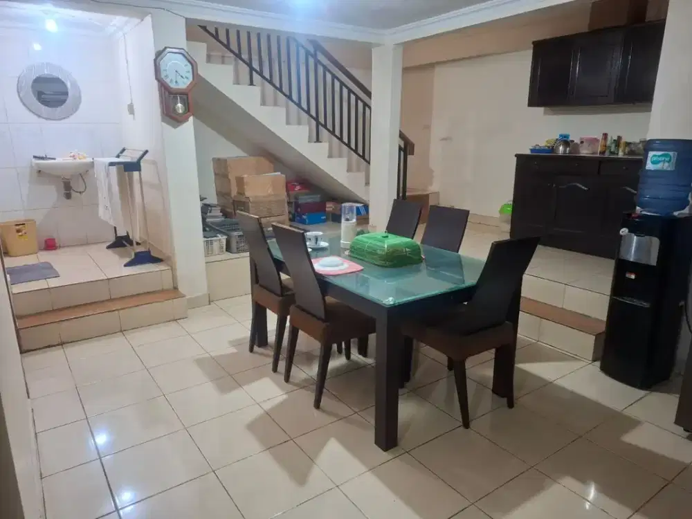 DIJUAL RUMAH 2 LANTAI DI GADING RAYA KELAPA GADING TIMUR ( KOMPLEK WALIKOTA )