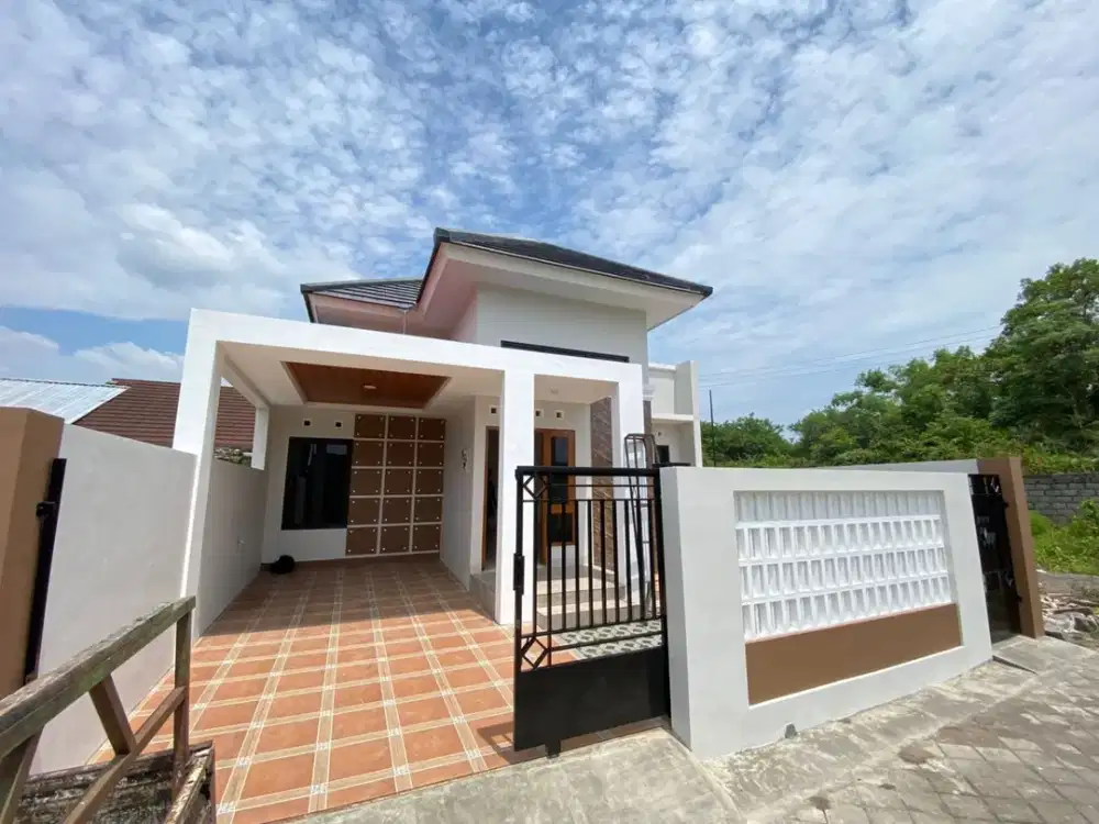 Rumah Siap Huni Modern Tropis dalam Cluster – Timur Stadion Maguwoharjo.