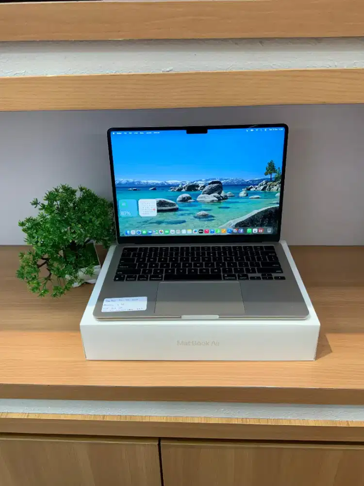 Macbook air m2 8gb 256gb cc 67 bh 100% like new x ibox