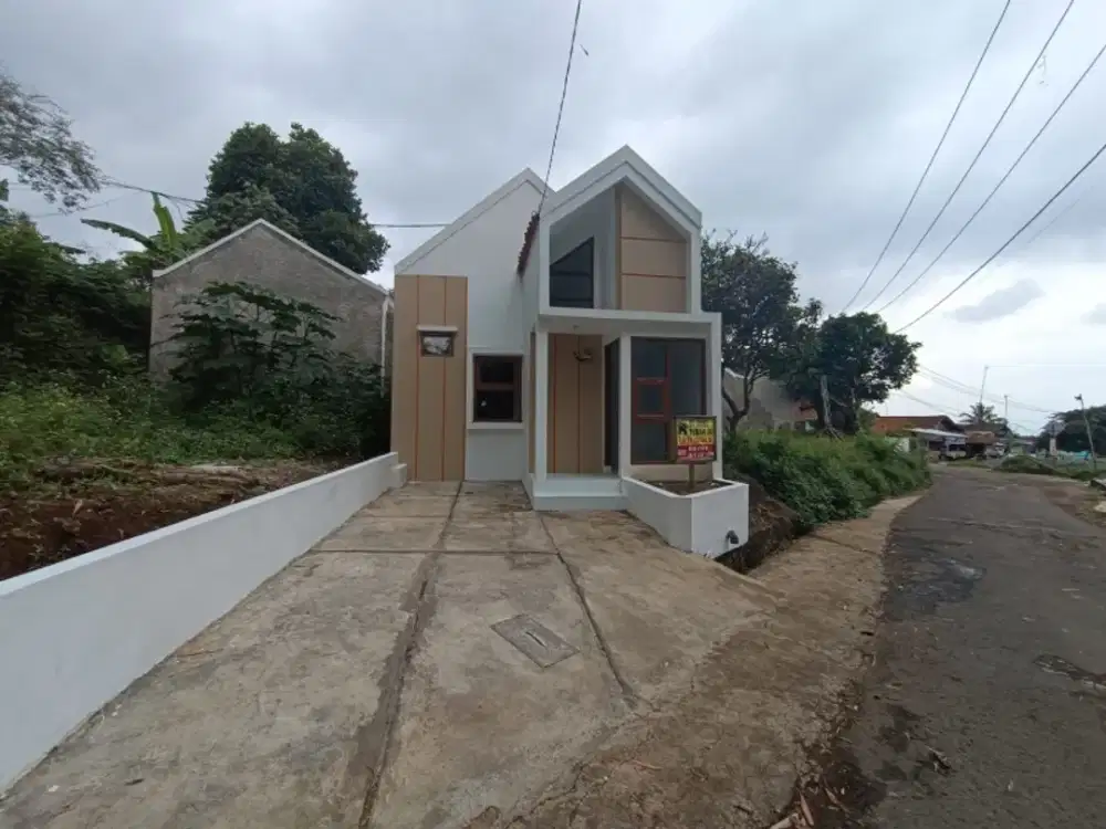 Rumah Pinggir Jalan Dekat Objek Wisata Dan Tol Cileunyi