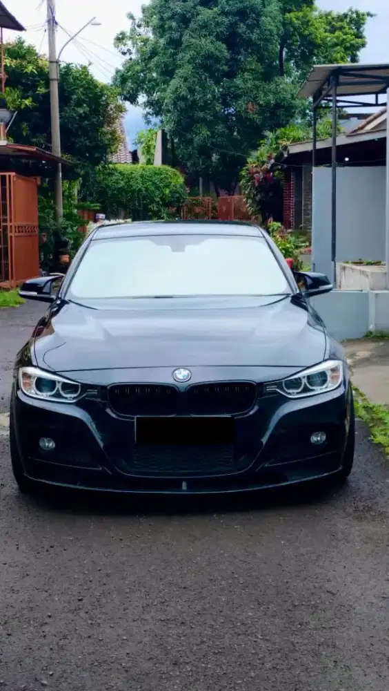 Jual BMW F30 320i