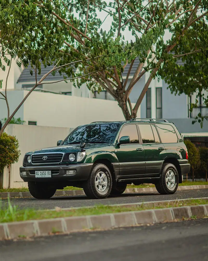 Toyota Land Cruiser 2000 Bensin