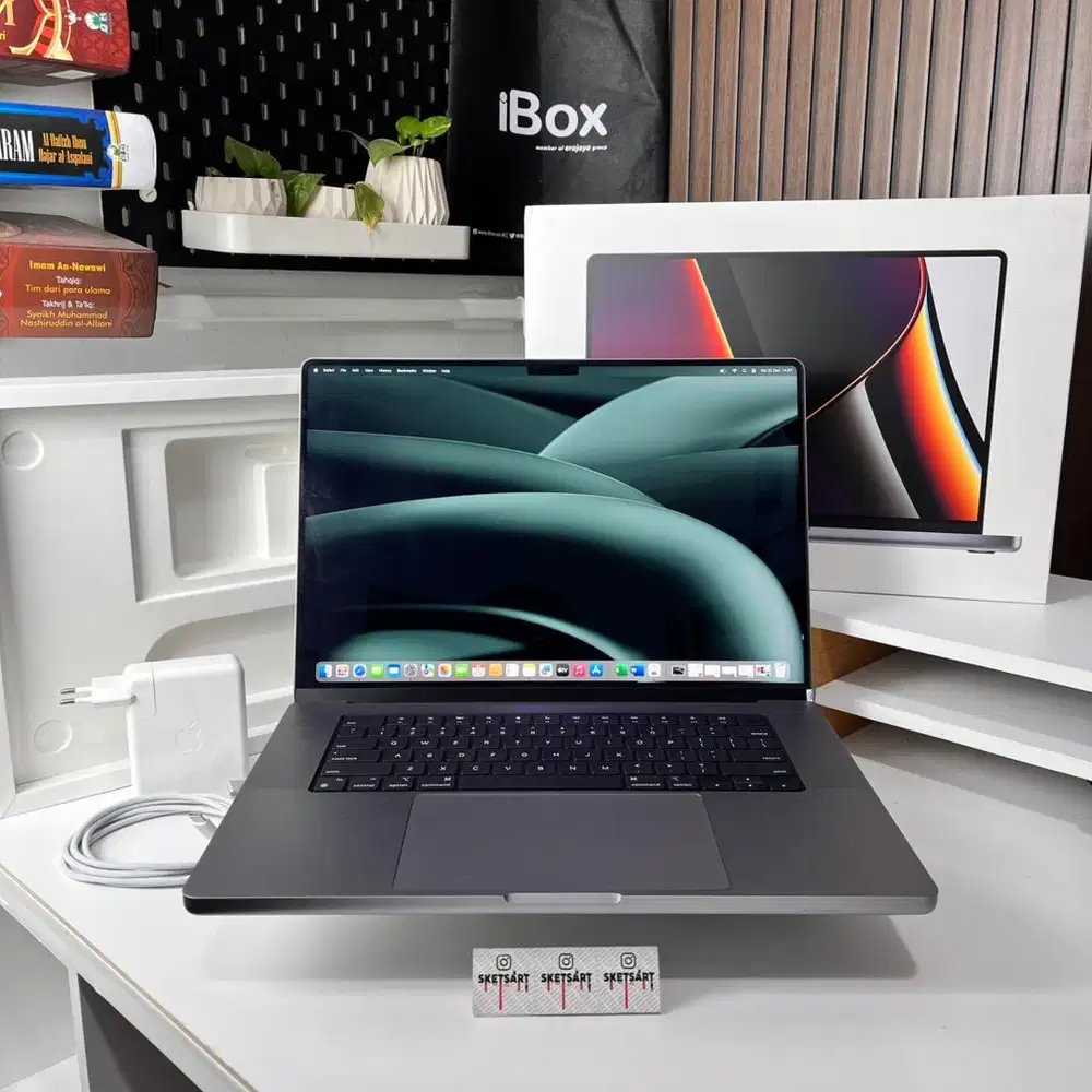 MacBook Pro M1 Pro 16gb 512gb 16 inch iBox