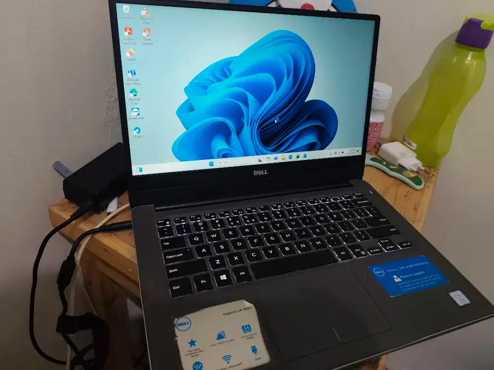 Dell inspiron 7472
