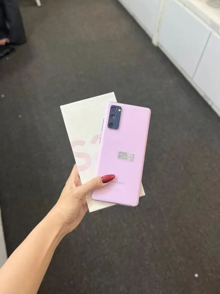 Samsung S20 FE Ram 8/128GB fullset mulus nominus terima tt cod kredit