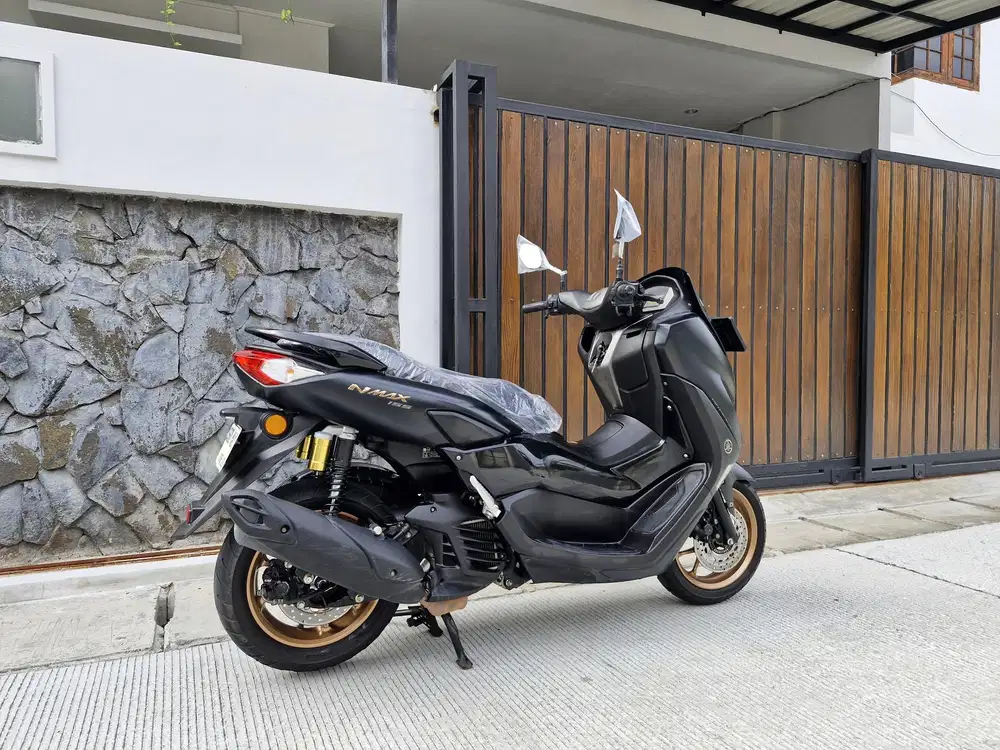 (( ALL NEW NMAX 2021 DP 999RB ONLY‼️)) KREDIT SYARAT KTP KK CASH NEGO