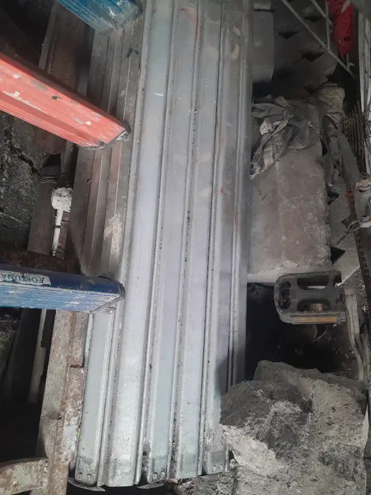 rolling door untuk pintu garasi lain lain