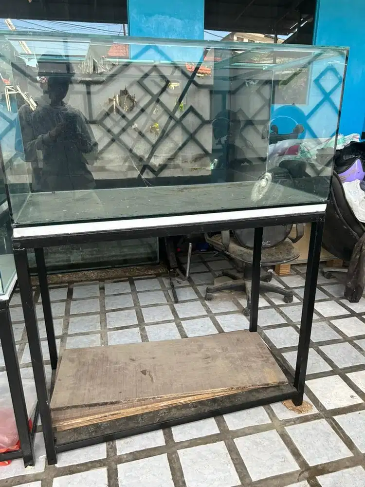 aquarium + meja besi hollow murah