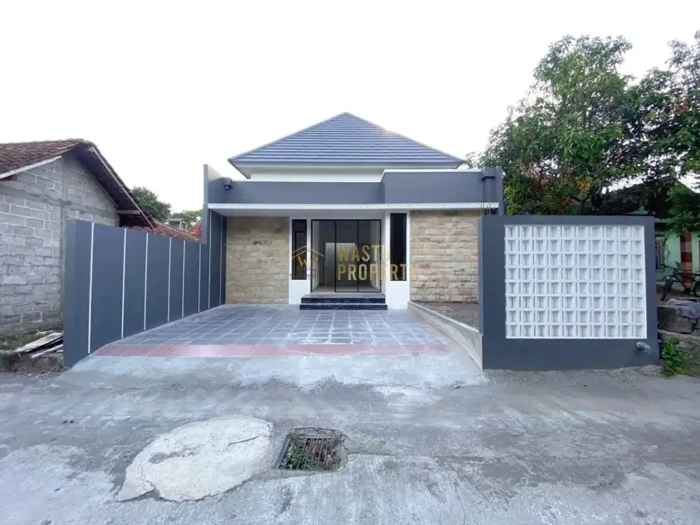 RUMAH BARU STRATEGIS DEKAT UII DAN WISATA BLUE LAGON