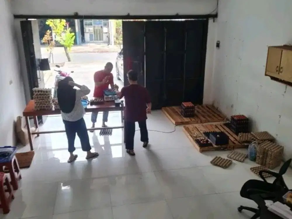 Ruko 2 Lantai Strategis di Cisaranten Kulon Siap Usaha Langsung Jalan Ref.05095