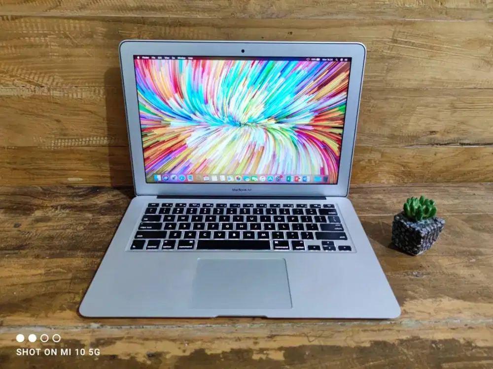 MacBook Air 13 2017 Intel Core i5 RAM 8GB SSD 128GB