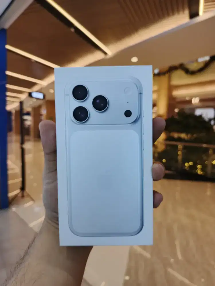 IPHONE 17 PRO 256 SILVER