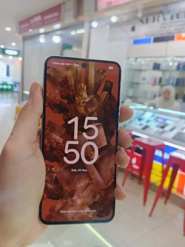 google pixel 8 8/128 like new