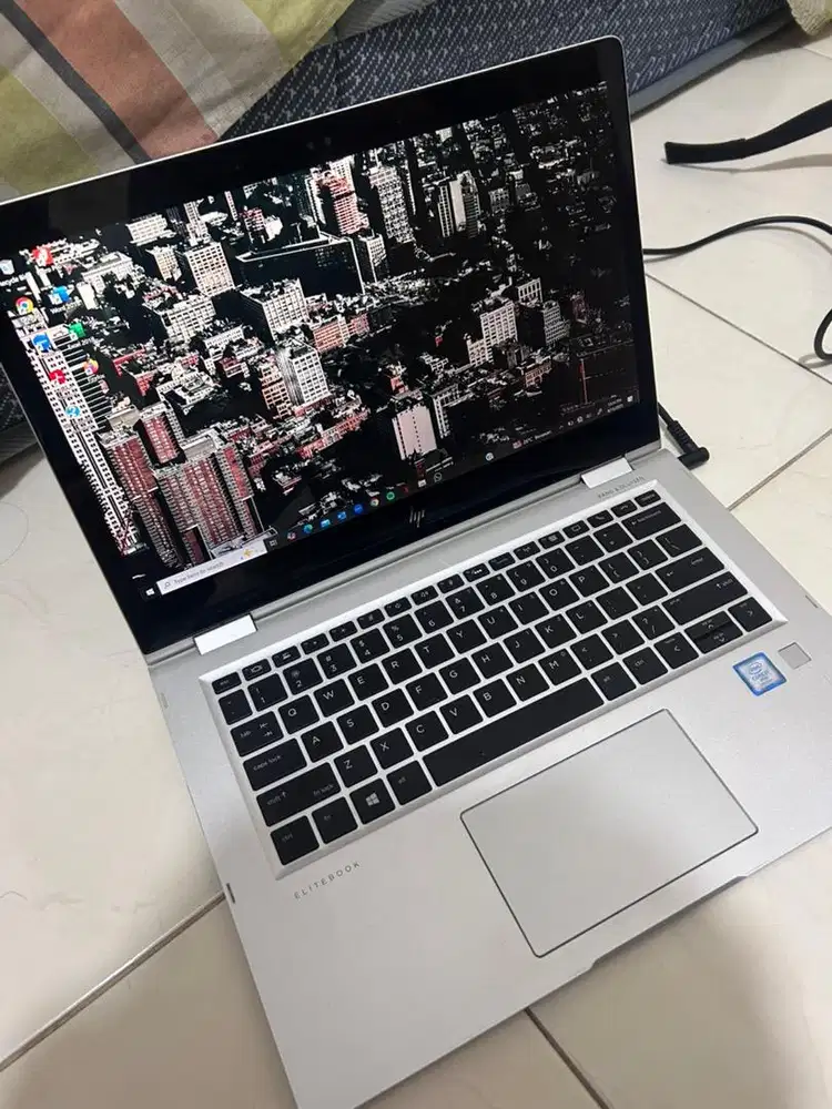 HP elitebook 1030 x360 g2