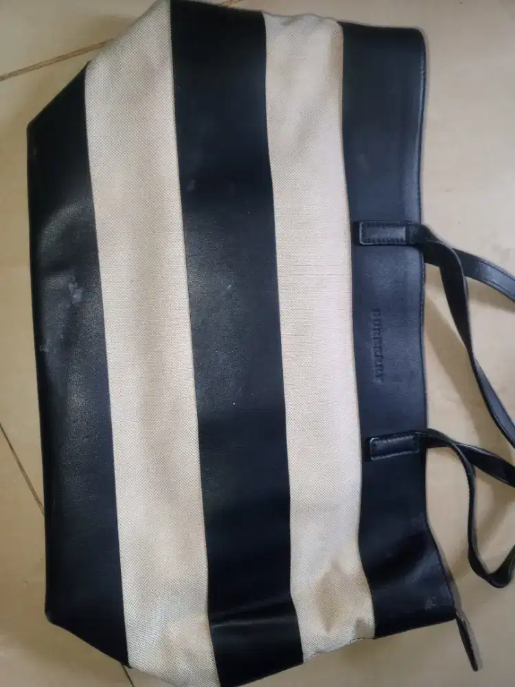 Tas Burberry tote