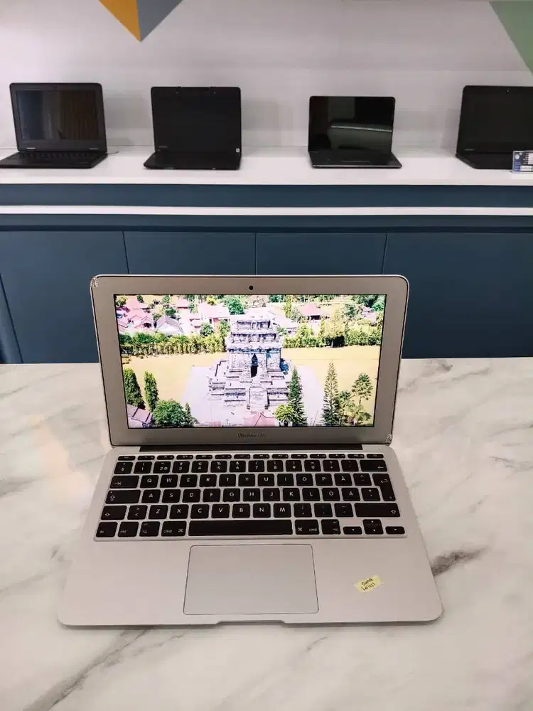 [MB08] Laptop  Editing Desain macbook | 4GB DDR3 | 128GB | 12'INCH |