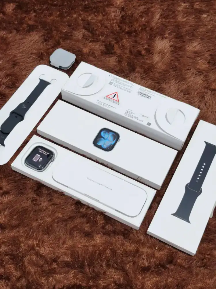 Apple Watch 11 46mm iBox Open Box - Space Gray