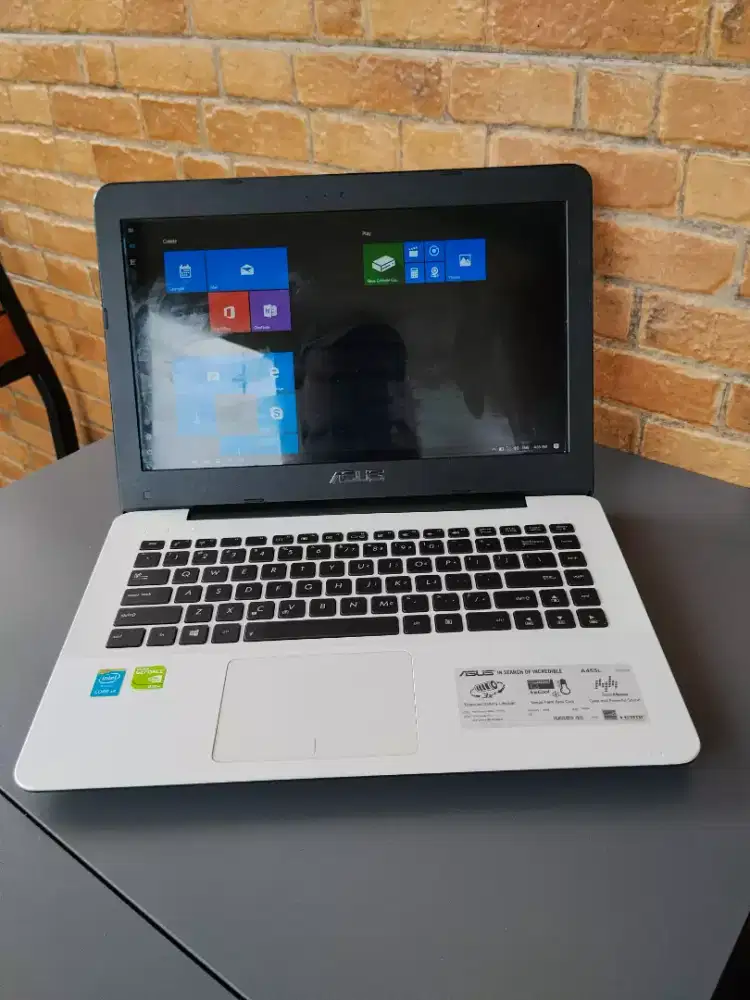 Laptop asus nvidia core i3 masih bagus banget