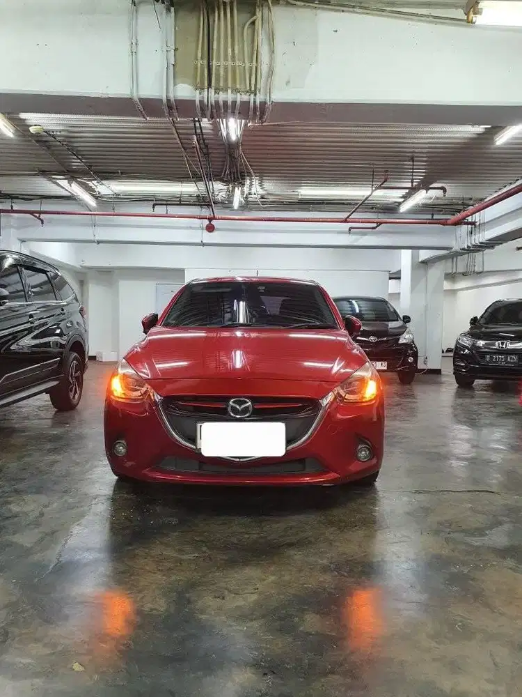 MAZDA 2 GT GRAND TOURING AT MATIC AUTOMATIC 2015 MERAH SIAP PAKAI