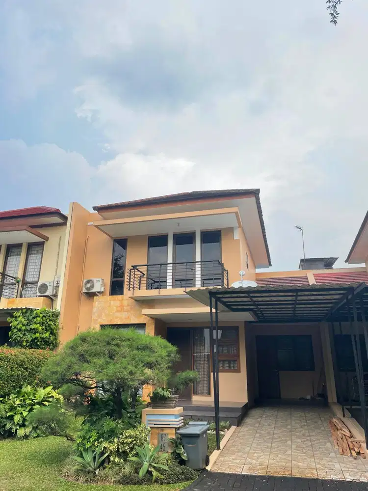 DIJUAL CEPAT !!! Rumah cantik di lokasi elit BSD City