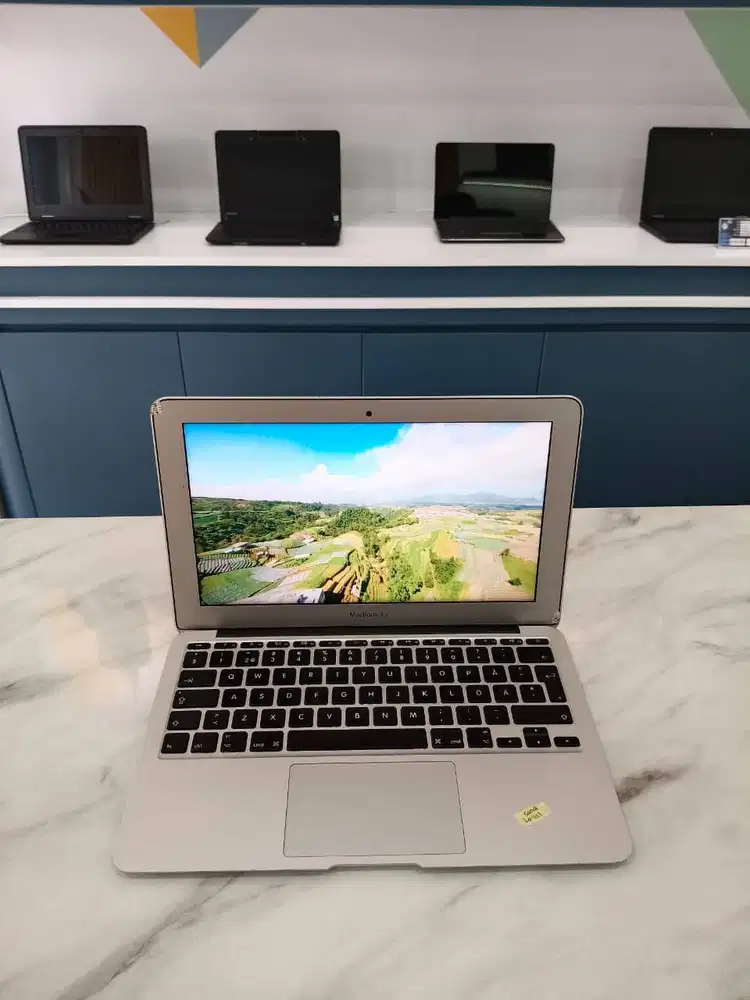 [MB03]Laptop Gaming|MACBOOK | 4GB|128GB | 14'INCH  Cocok Untuk Pelajar