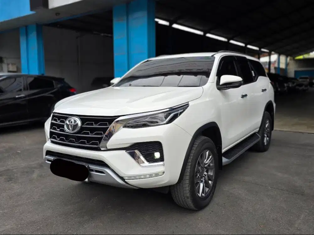 (TDP 86JT) Toyota Fortuner 2.8 VRZ Diesel AT Matic 2023 / Pajero Sport