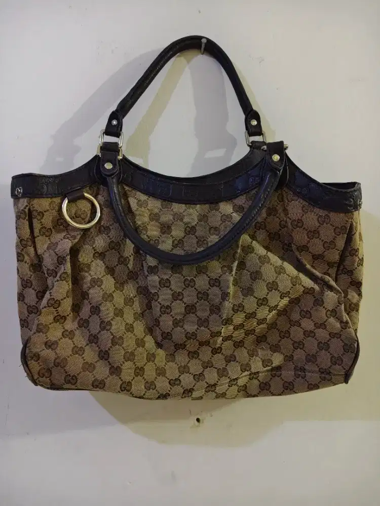Gucc! GG monogram canvas sukey tote bag with serial number