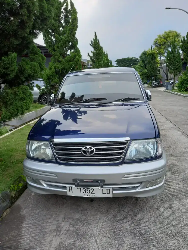 Toyota Kijang Krista 2003 Bensin Manual Warna Biru