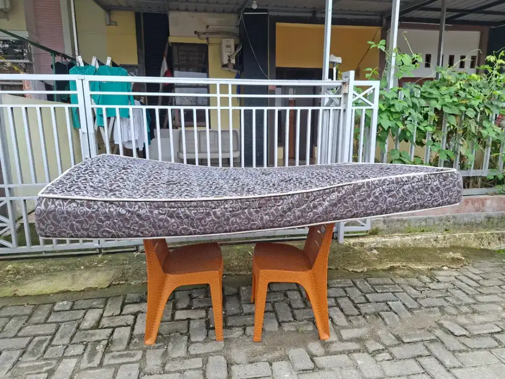Kasur 4 kaki bekas