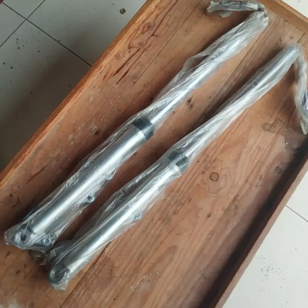 Shockbreaker Depan GL100 Original Baru NOS