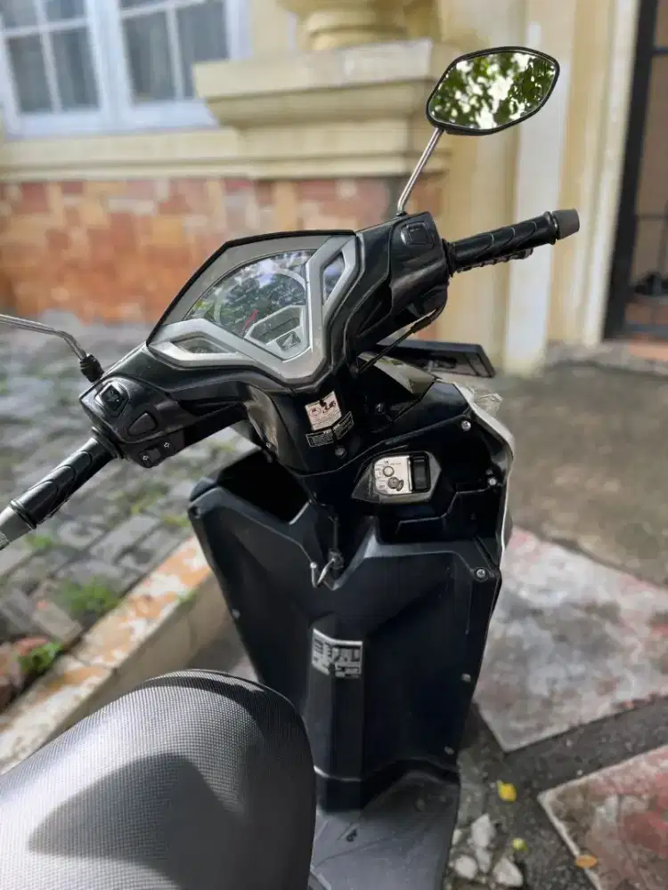 JUAL MOUOR BRKAS HKNDA KZR 2014 NEGO