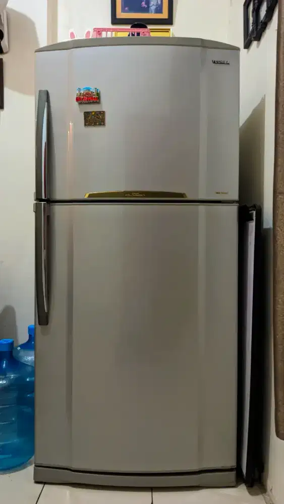 KULKAS TOSHIBA HYBRID PLASMA 2 PINTU