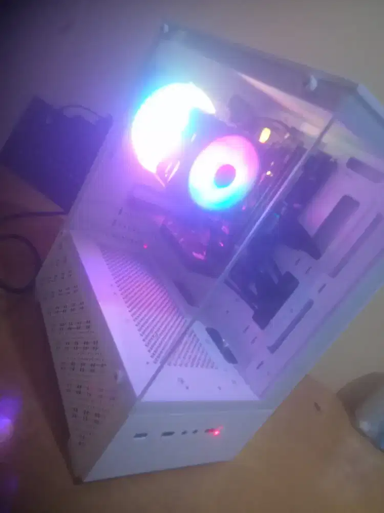 PC gaming aquarium i7