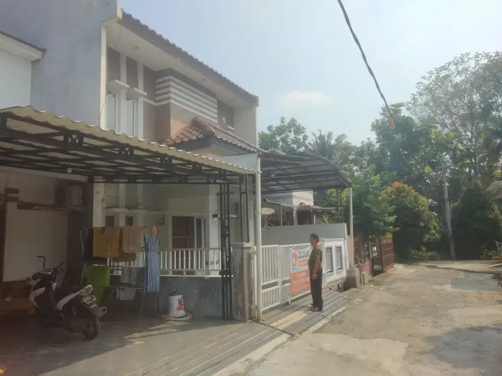Jual Rumah di perumahan cinere garden court jalan raya meruyung limo depok
