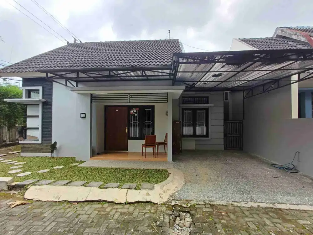 rumah semi furnish di jl. damai dekat ugm