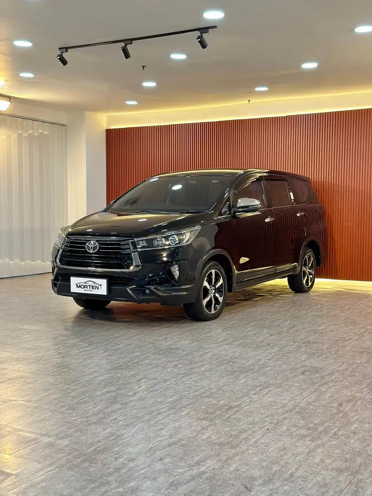 Toyota Innova Venturer 2.4 2022