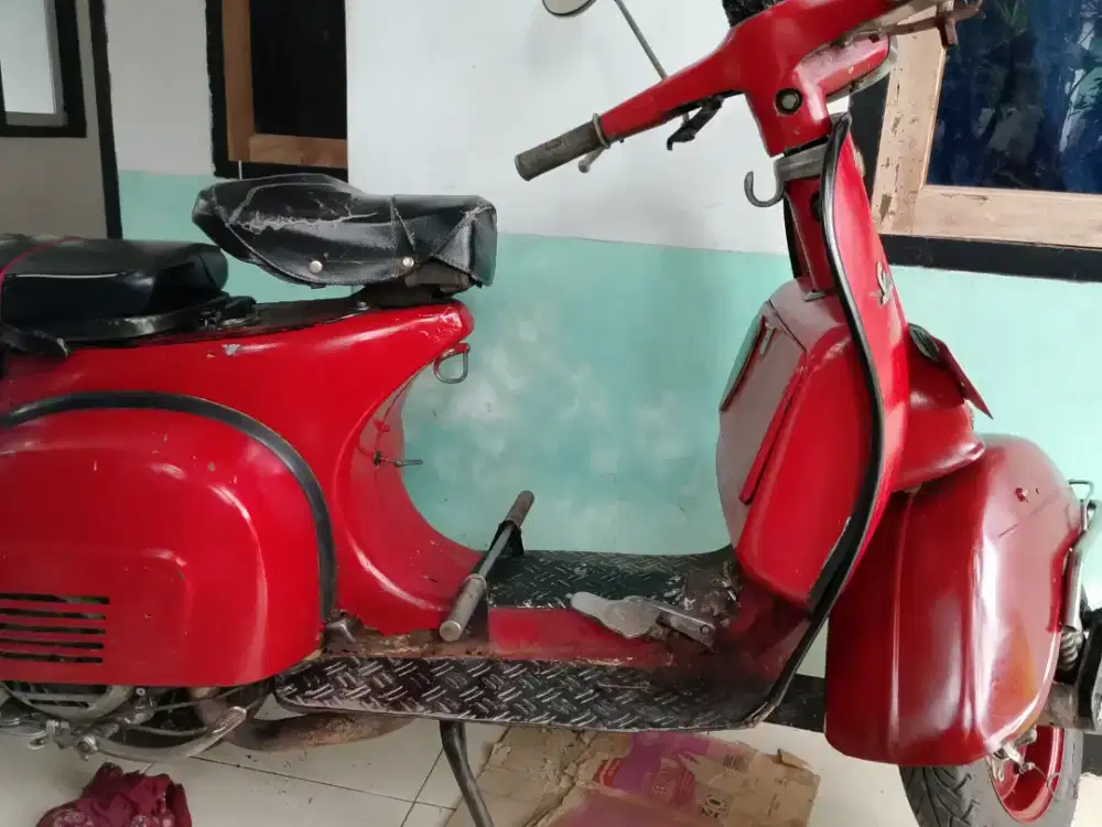 Vespa Super Tahun 1977