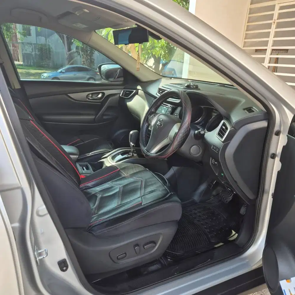 Dijual Cepat Nissan X-Trail 2.0 A/T Tahun 2017