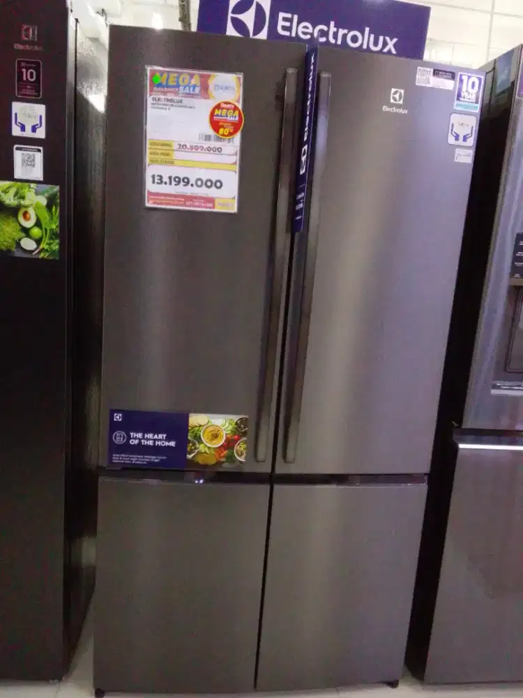 ELECTROLUX REFRIGERATOR 4 DOORS 541 L