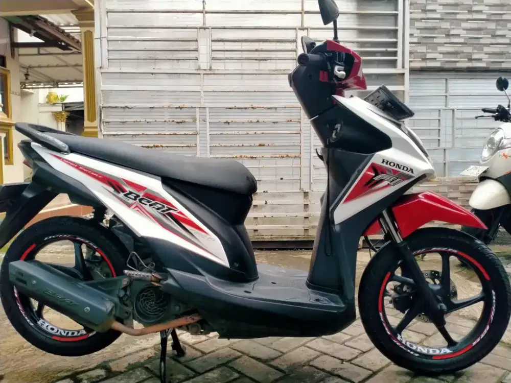 Honda Beat FI lengkap motor sehat walafiat keterangan detail dibawah