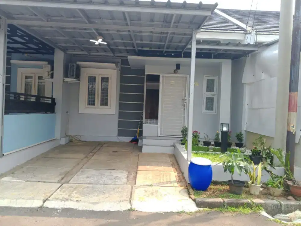Disewakan rumah di casa green cibinong residence