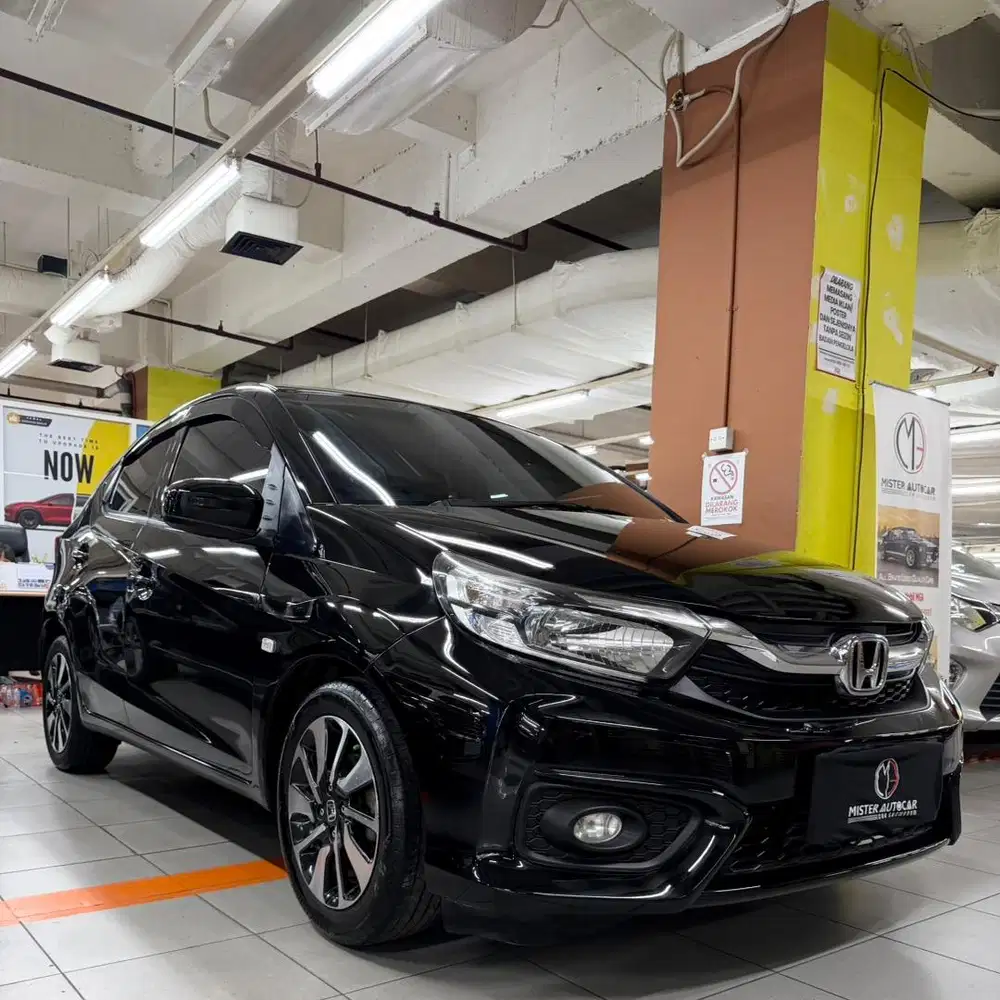 HONDA BRIO SATYA 1.2 E CVT AT 2021 HITAM